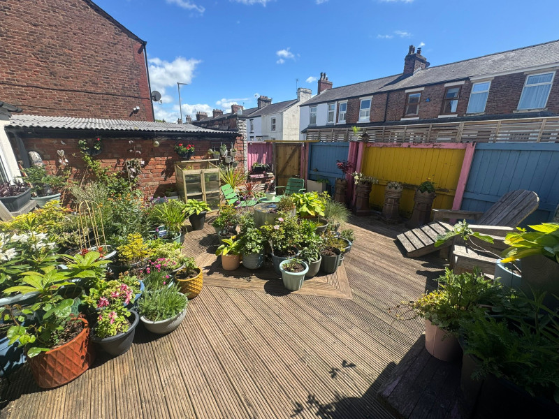 Hayfield Avenue
