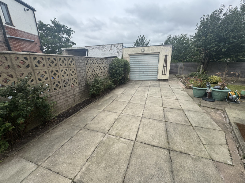 Hayfield Avenue