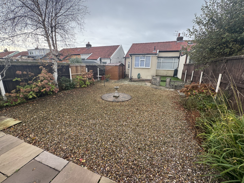 Central Avenue North