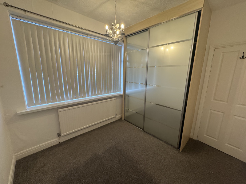 Central Avenue North