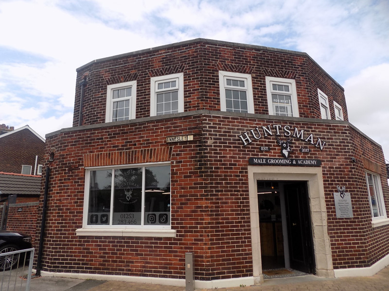 Westcliffe Drive